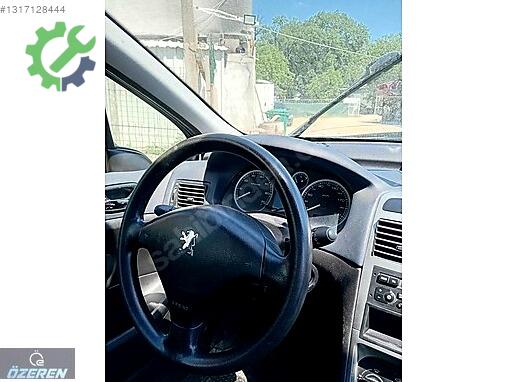 Peugeot 307 Torpido çıkma parça