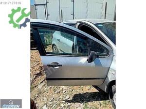 2004 PEUGEOT 307 sağ ön kapı -ÖZEREN-