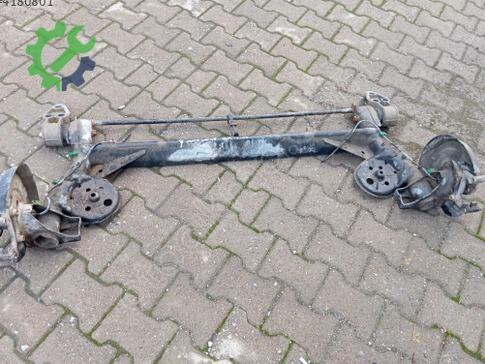 Skoda Superb Arka Dingil çıkma parça