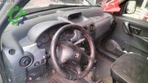 2005 model Peugeot partner 2.0 dizel Mısırcıoğlu oto yedek parça