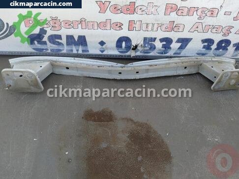 Fiat Punto Ön Tampon Demiri çıkma parça