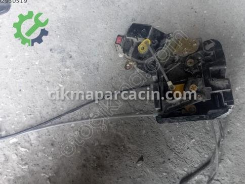 Hyundai Accent Sol Ön Kapı Kilidi çıkma parça