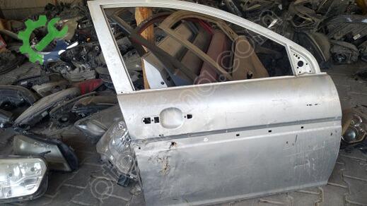 Hyundai Accent Sağ Ön Kapı çıkma parça
