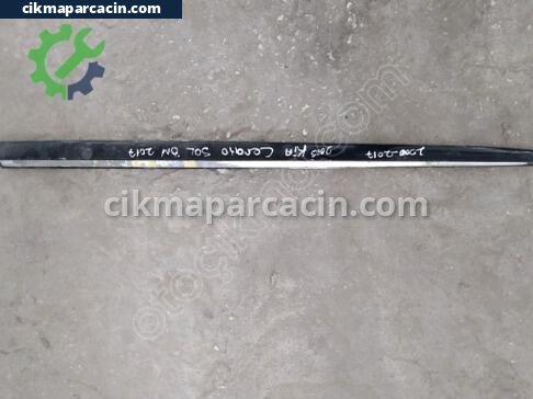 Kia Cerato Kapı Çıtası çıkma parça