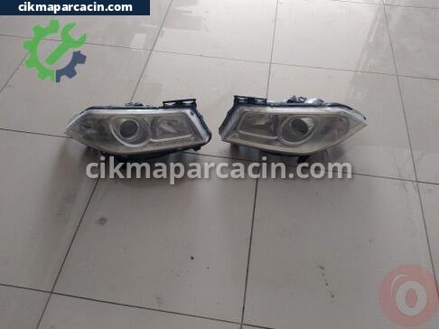 Renault Megane Mercekli Far çıkma parça
