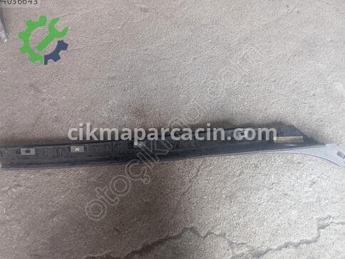 Ford Transit Ön Cam G06C11 çıkma parça
