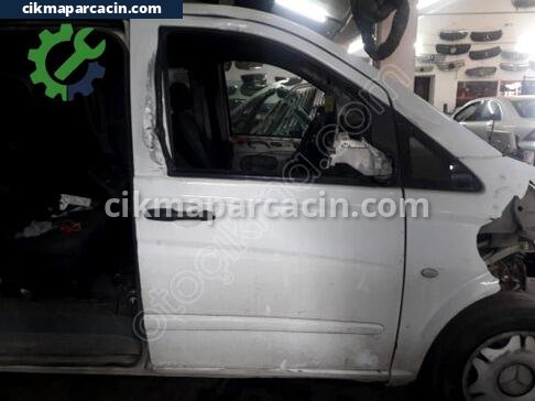 Mercedes-Benz Vito Sağ Ön Kapı çıkma parça
