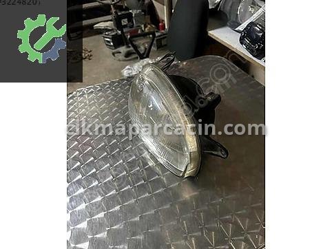Opel Corsa Sağ Ön Far çıkma parça