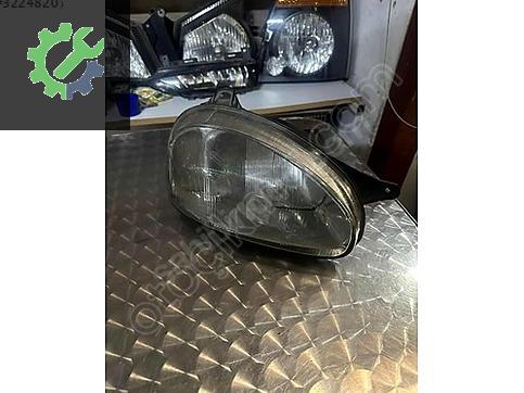 Opel Corsa Sağ Ön Far çıkma parça