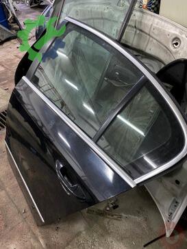 Volkswagen Passat Sol Arka Kapı çıkma parça