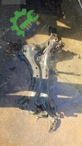 2007 2011 Toyota Corolla motor alt beşiği traves