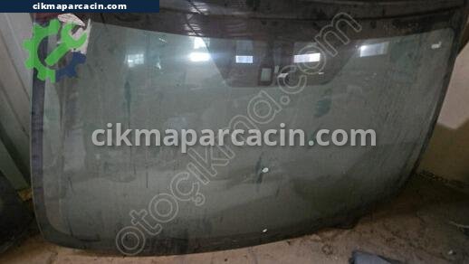 Toyota Corolla Ön Cam çıkma parça