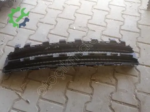 Renault Megane Tampon Izgarası çıkma parça