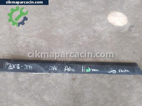 Opel Astra Kapı Çıtası çıkma parça