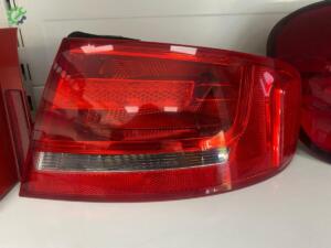 8K5945096E Audi A4 B8 Sağ Dış LED Stop (2008/2012)