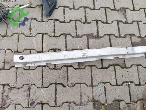 Audi A3 Ön Tampon Demiri çıkma parça