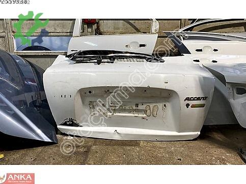 Hyundai Accent Bagaj Kapağı çıkma parça