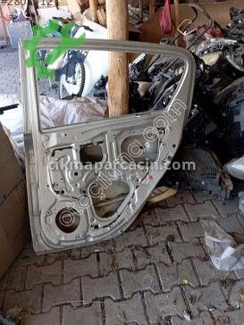Hyundai i20 Sağ Arka Kapı çıkma parça