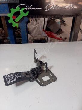 Audi A4 Kaput Kilidi çıkma parça