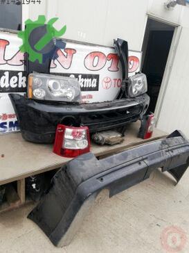 Land Rover Range Rover Ön Tampon çıkma parça