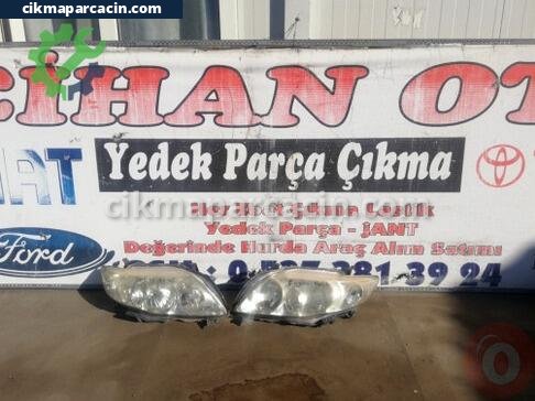 Toyota Corolla Sağ Ön Far çıkma parça