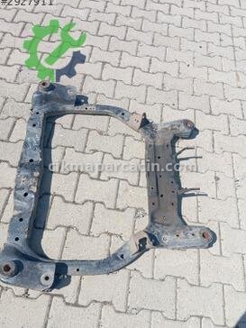 Hyundai Accent Travers çıkma parça