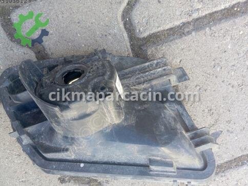 Peugeot 308 Sağ Sis Farı 89205441 çıkma parça