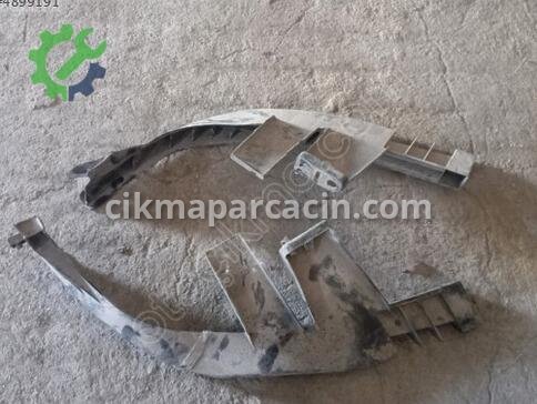 Renault Symbol Far Braketi çıkma parça