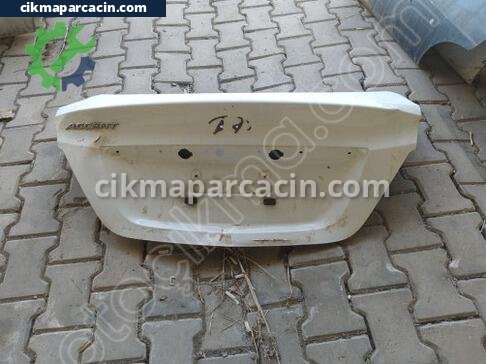 Hyundai Accent Bagaj Kapağı çıkma parça