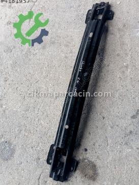 Kia Ceed Arka Tampon Demiri çıkma parça