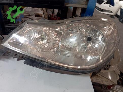 Renault Symbol Sağ Ön Far çıkma parça