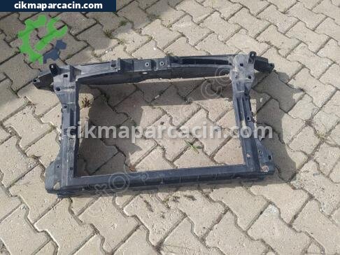 Skoda Superb Ön Panel çıkma parça