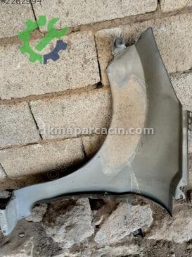 Ford Fiesta Sağ Ön Çamurluk çıkma parça