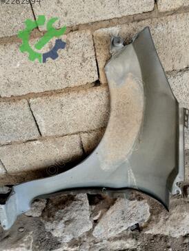 Ford Fiesta Sağ Ön Çamurluk çıkma parça
