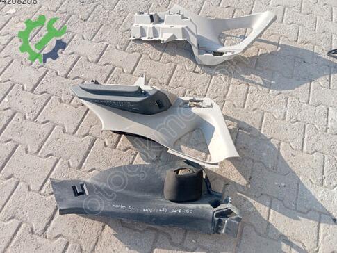 Opel Astra Bagaj Döşemesi çıkma parça