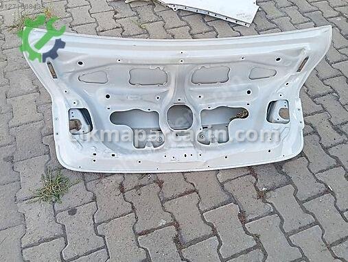Toyota Avensis Bagaj Kapağı çıkma parça