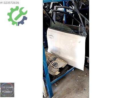 Volkswagen Polo Sağ Ön Kapı çıkma parça