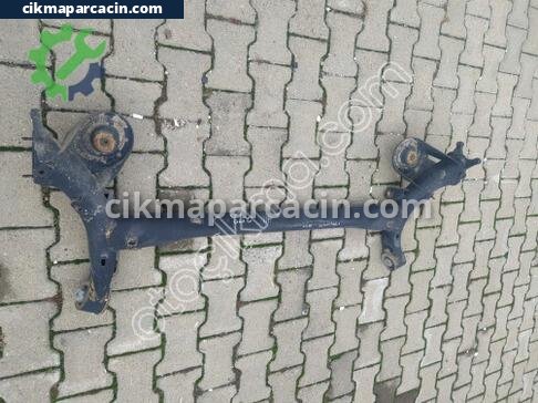 Hyundai Accent Arka Dingil çıkma parça