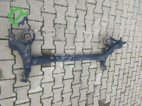Hyundai Accent Arka Dingil çıkma parça