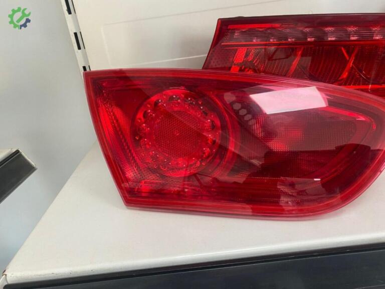 Seat Leon Sol İç Stop çıkma parça
