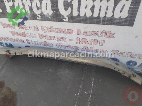 BMW 5 Serisi Ön Tampon Demiri çıkma parça