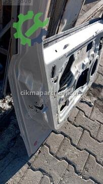 Fiat Linea Sol Ön Kapı çıkma parça