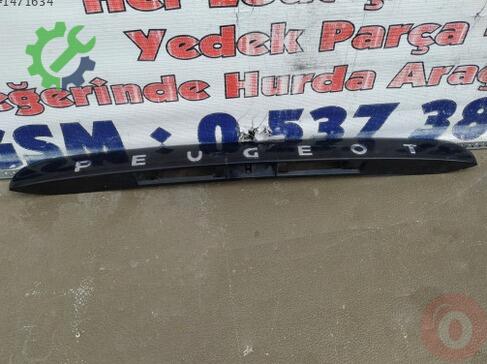 Peugeot Partner Kapı Çıtası çıkma parça