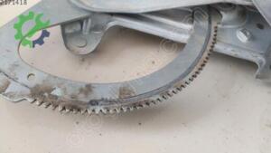 2010 2013 Renault Fluence sag ön cam kirikosu