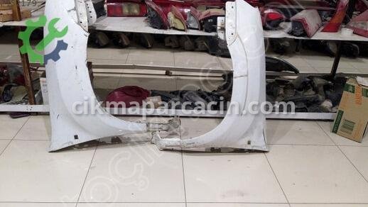 Dacia Duster Sol Ön Çamurluk çıkma parça