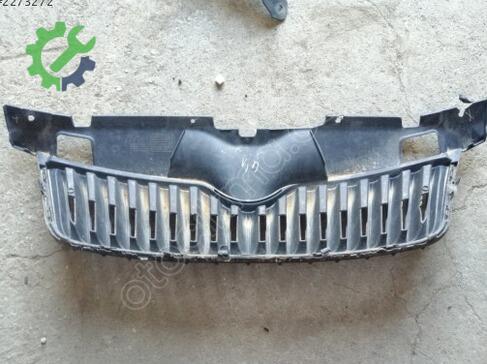 Skoda Octavia Ön Panjur 2010-2014 çıkma parça