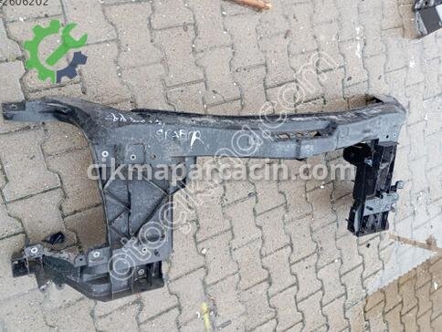 Volkswagen Crafter Ön Panel çıkma parça