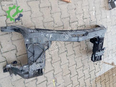 Volkswagen Crafter Ön Panel çıkma parça