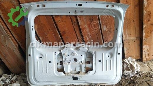 Dacia Duster Bagaj Kapağı çıkma parça