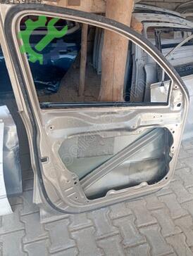 Volkswagen Tiguan Sol Ön Kapı çıkma parça